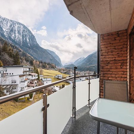 Herzblut Wohlfuehl Appartements Oetz Esterno foto