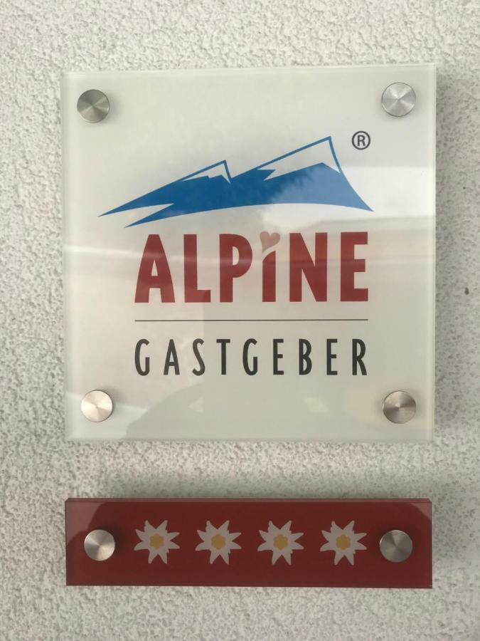 Herzblut Wohlfuehl Appartements Oetz Esterno foto